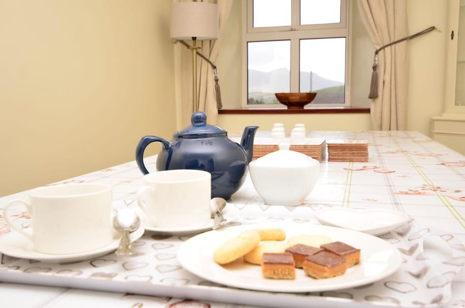 Coffee/tea facilities, Dining area