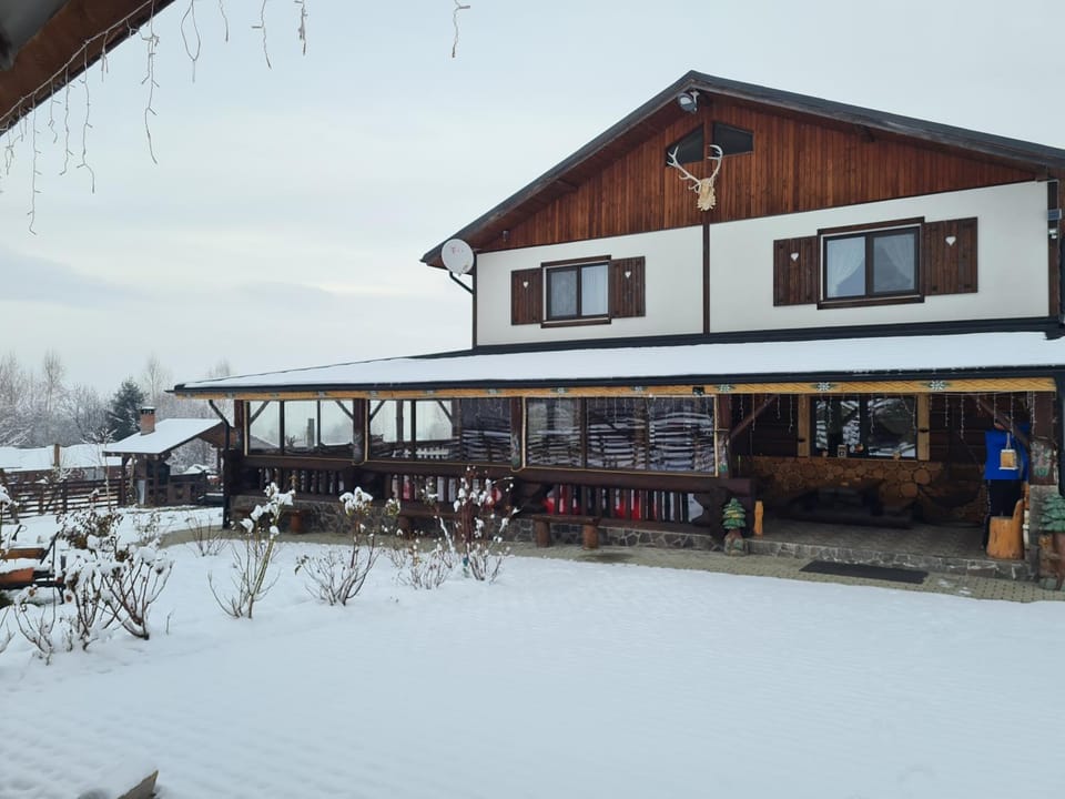 Property building, Winter