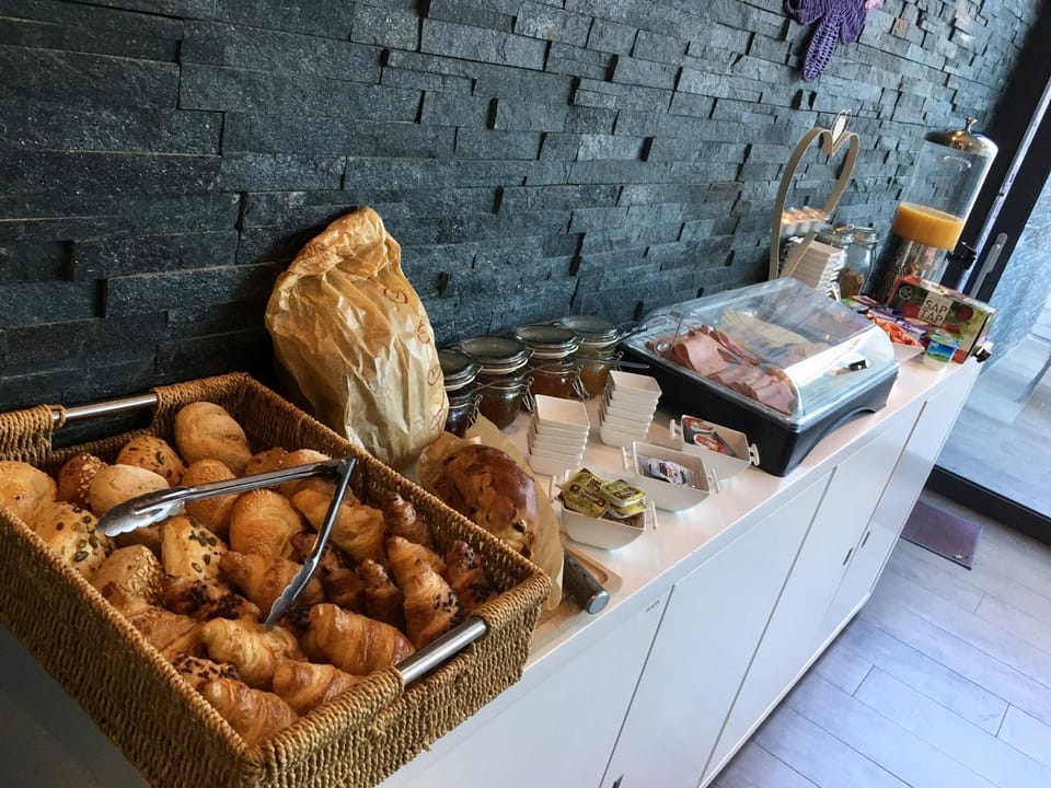 Buffet breakfast