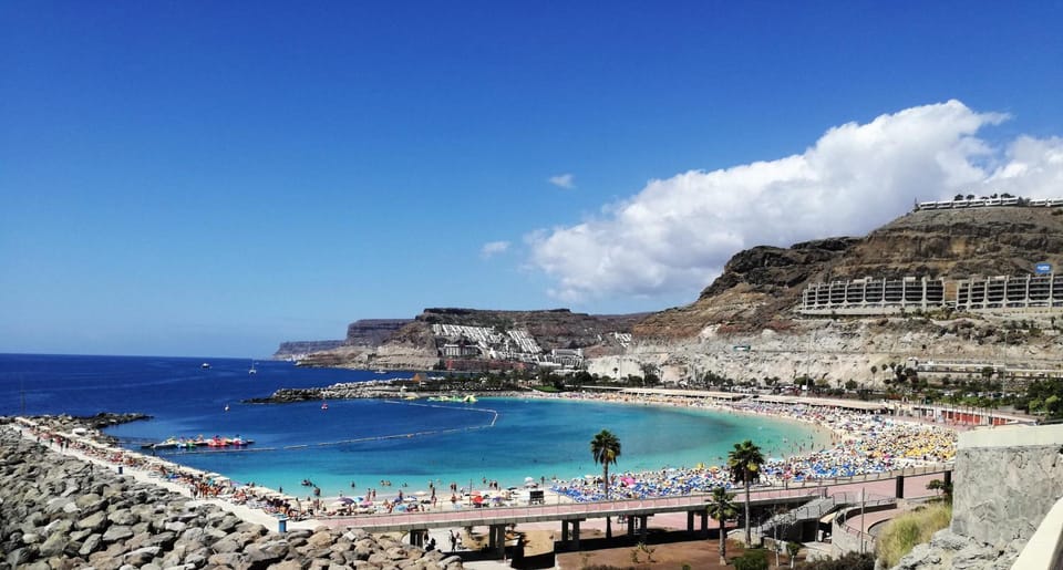 Apartment with big pool and sea view Apartment in Puerto Rico de Gran Canaria