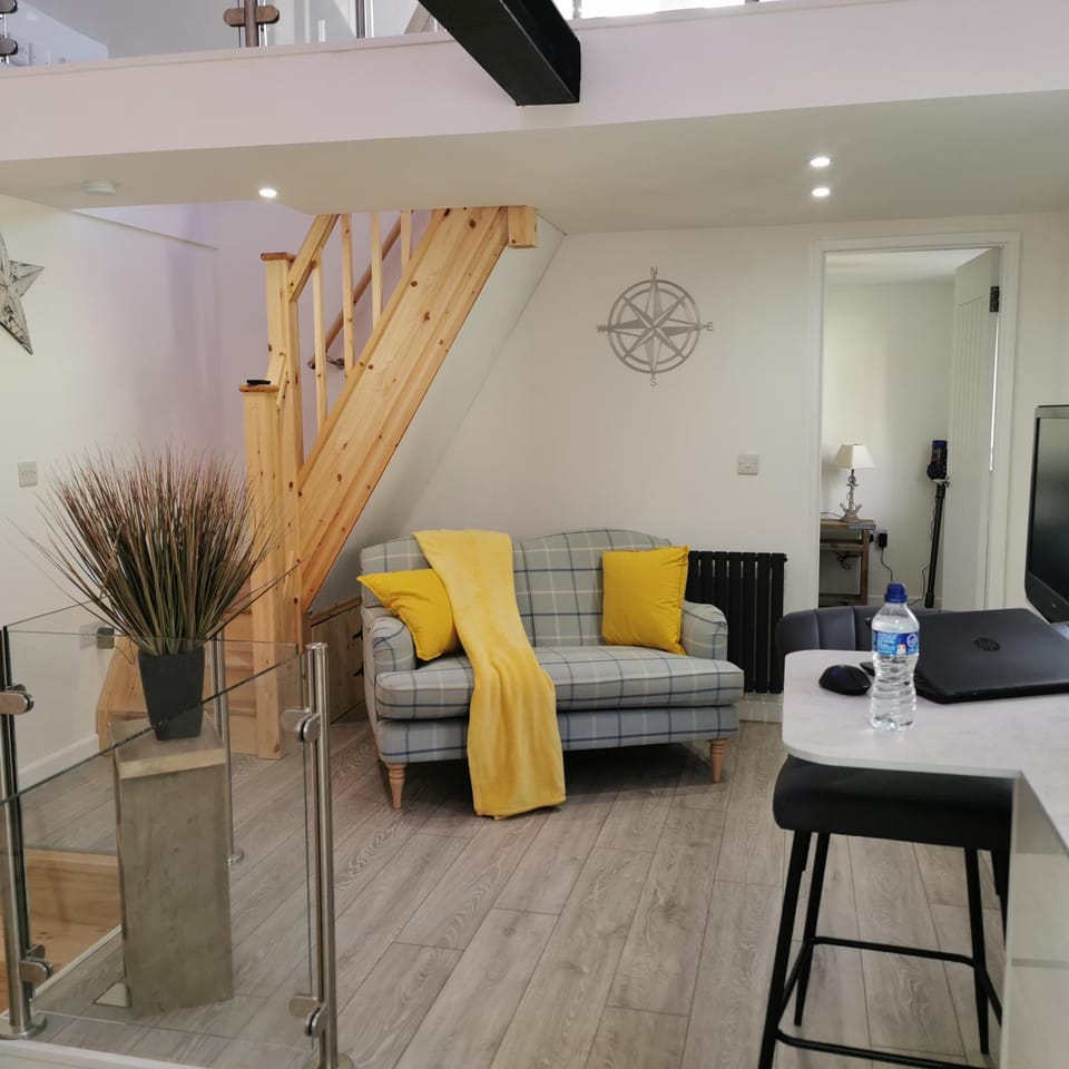 Lounge or bar, Seating area, Breakfast