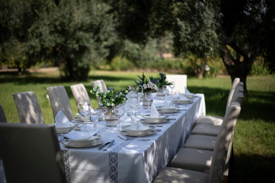 Spring, Day, Garden, Dining area, Garden view