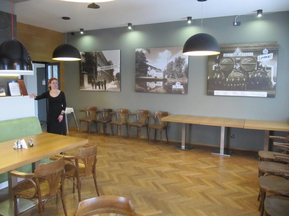 Lounge or bar