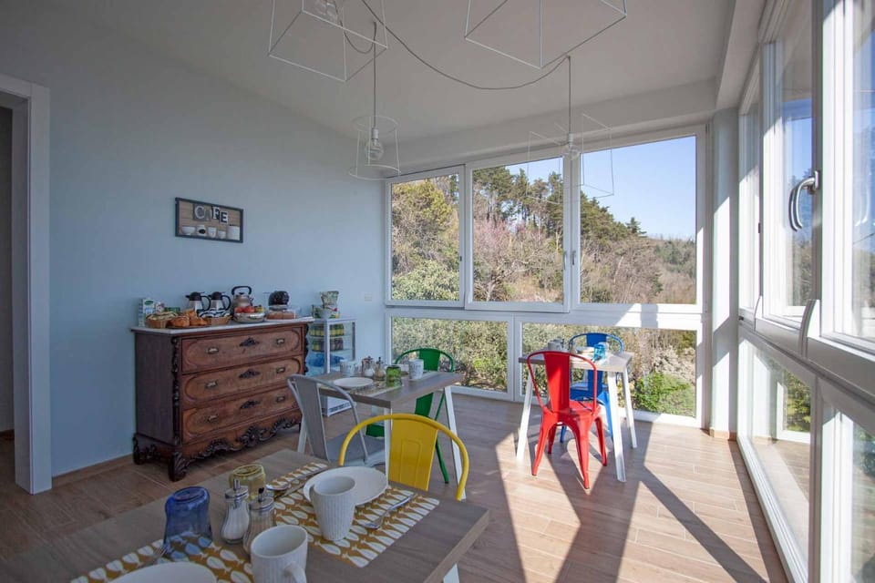 View (from property/room), Living room, Breakfast
