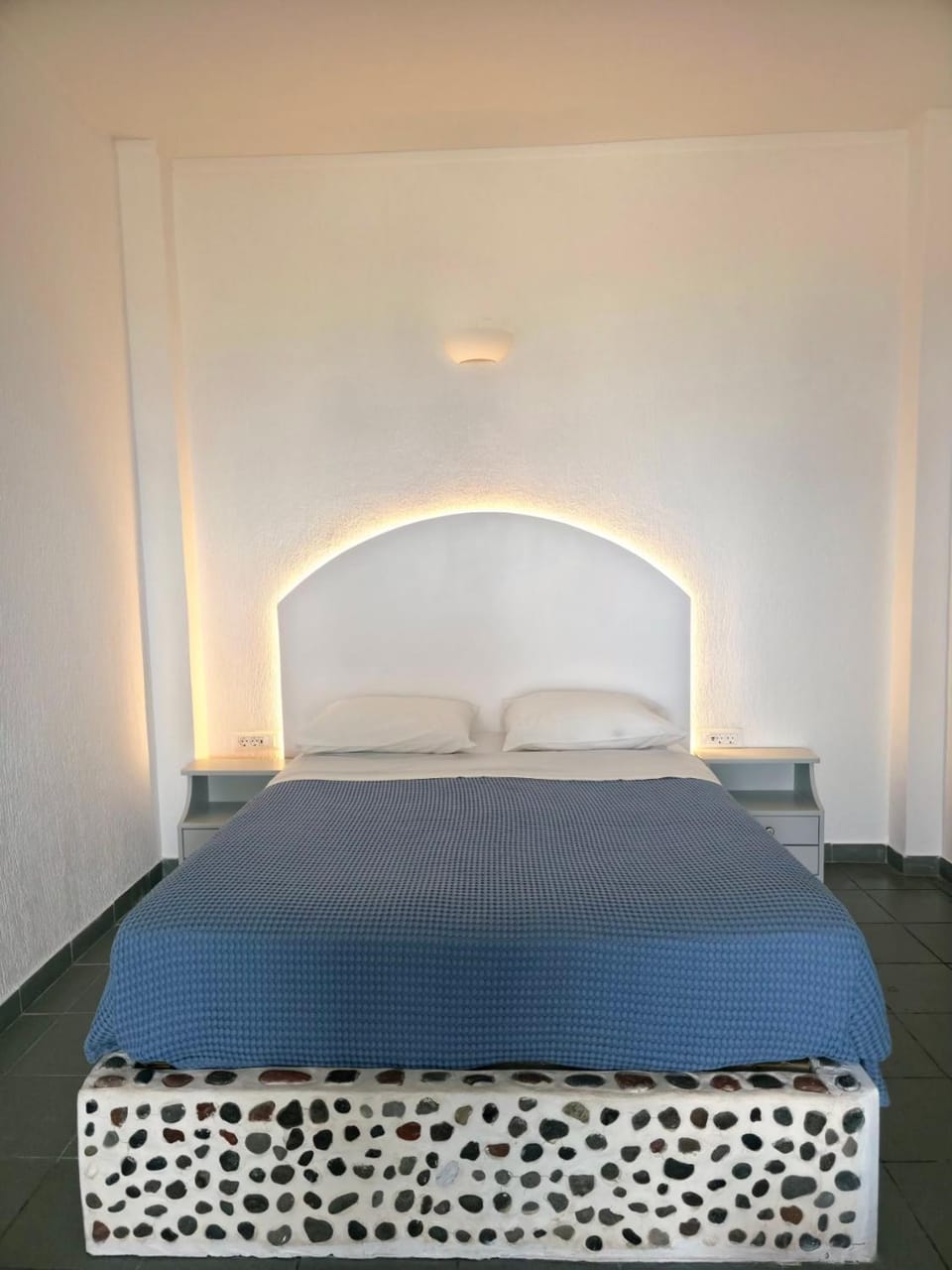 Sunset Paradise Oia Apartment in Santorini