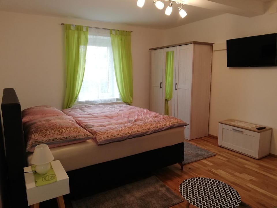 Ferienwohnung Deisenberger Apartment in Austria
