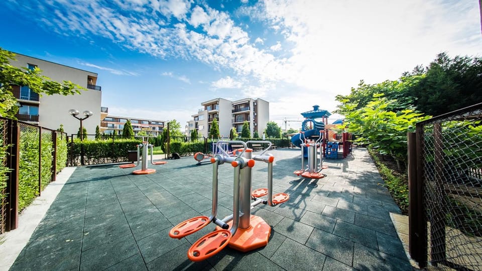 Children play ground, Fitness centre/facilities