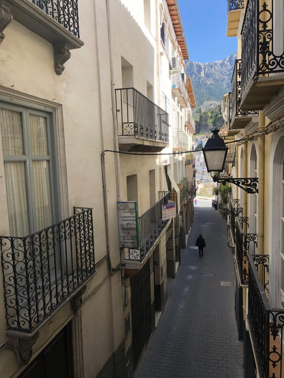 Balcony/Terrace, Street view