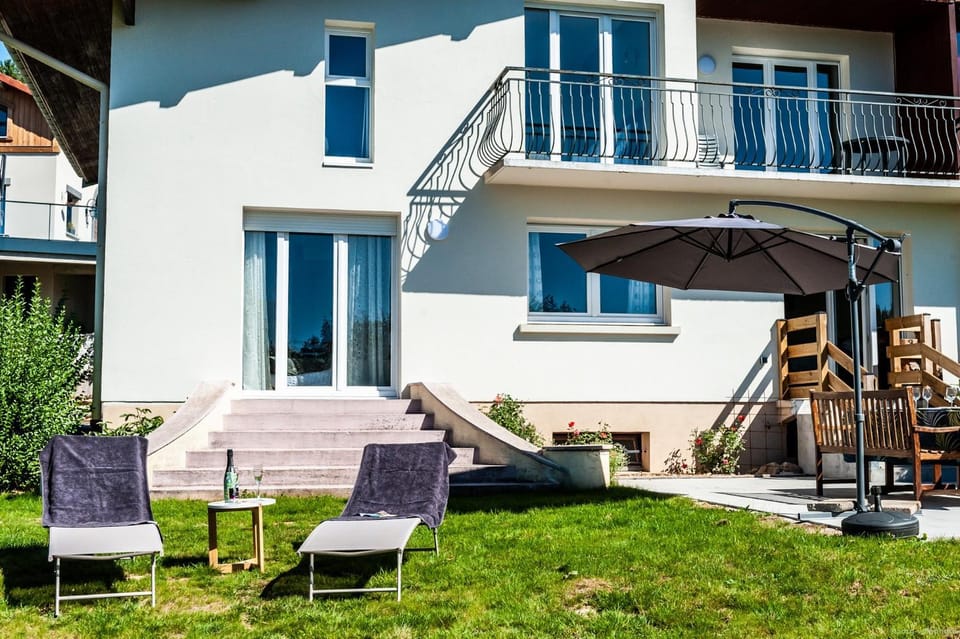 Patio, Spring, Day, Garden, View (from property/room), Garden view, sunbed
