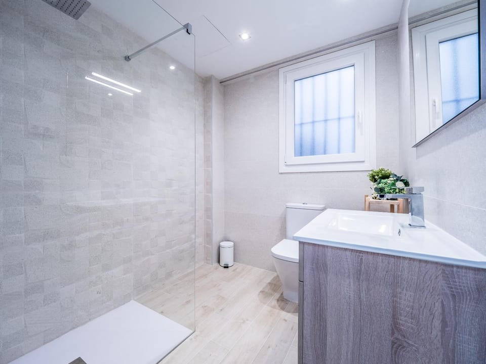 Shower, Bathroom
