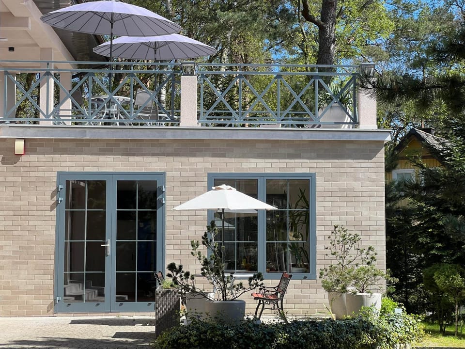 Property building, Balcony/Terrace