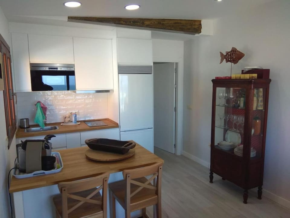 Kitchen or kitchenette, Decorative detail