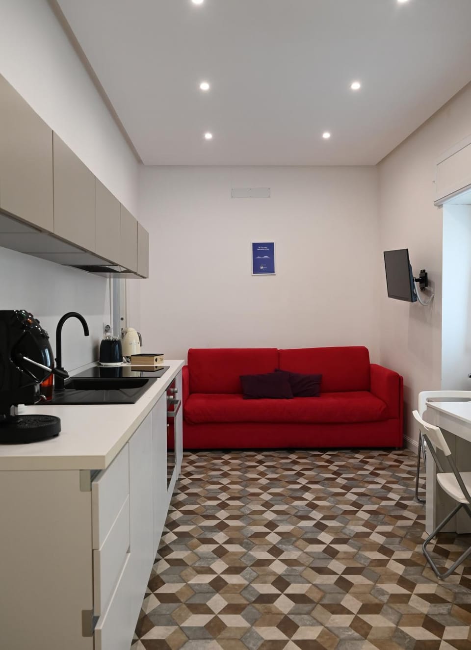 Kitchen or kitchenette, Living room, Dining area