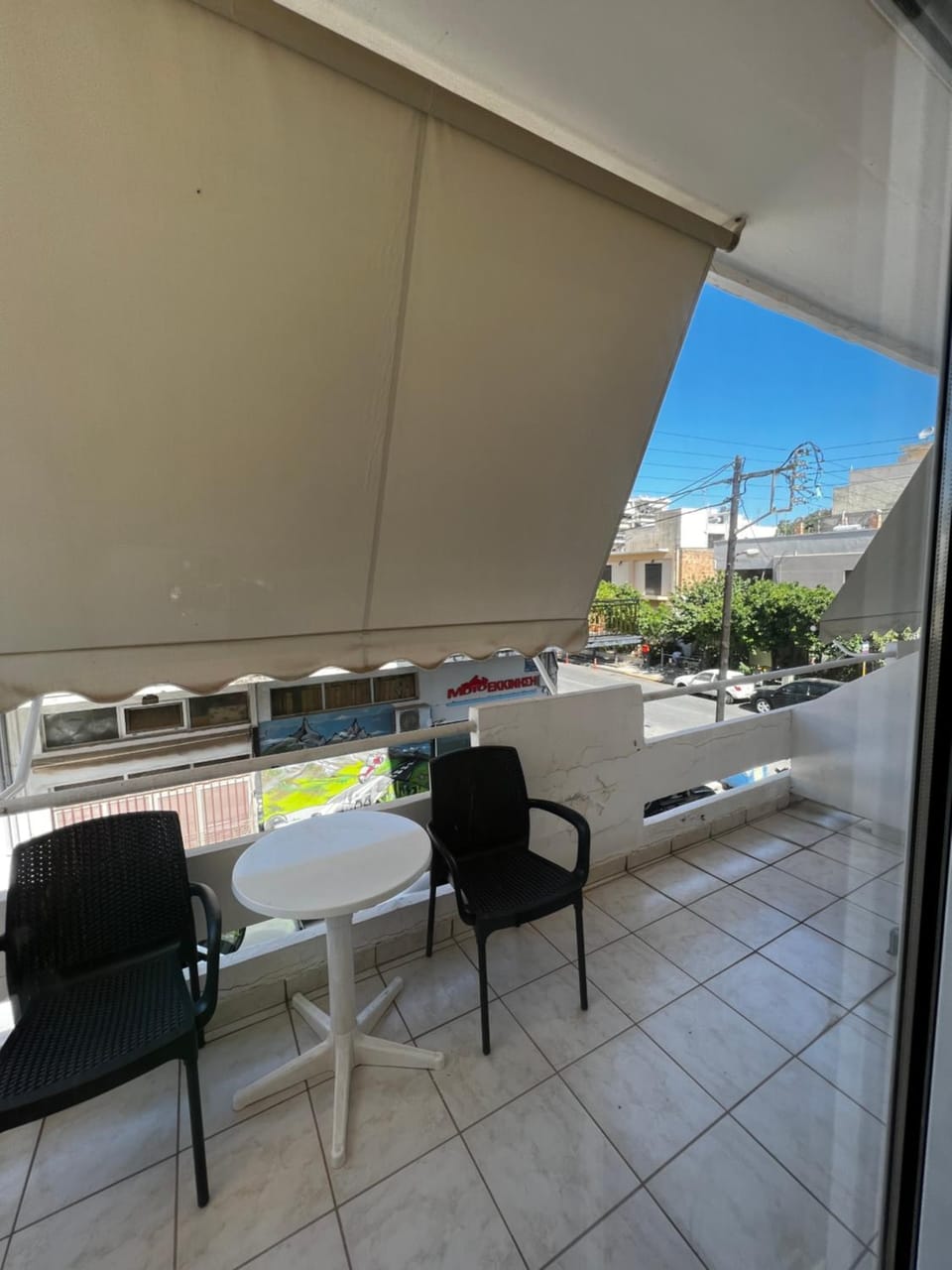 Patio, Day, Seating area