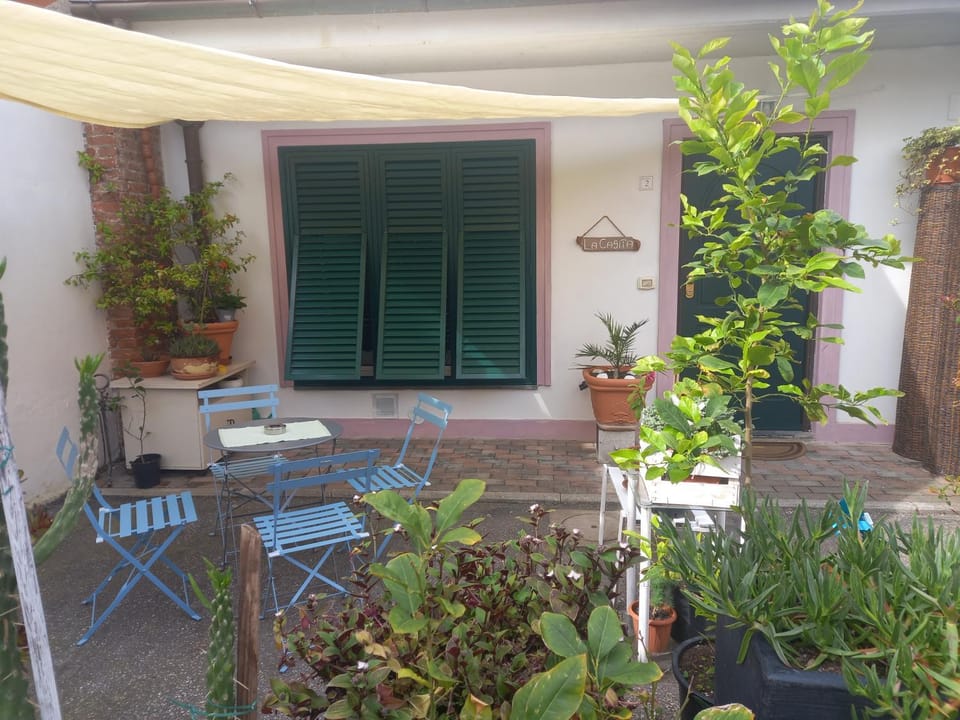 Property building, Patio