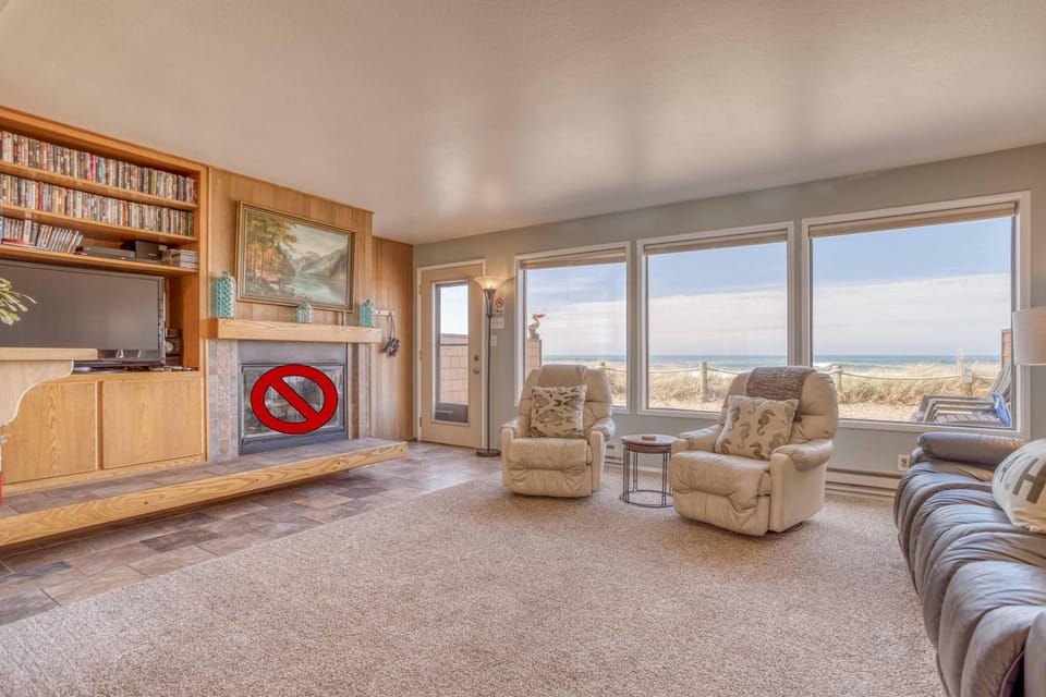 Breakers Beach House 8 - Meredith Lodging House in Oregon
