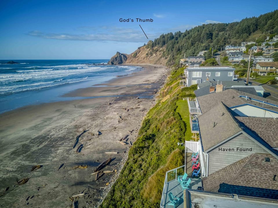 Haven Found House in Lincoln City