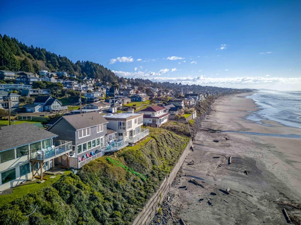 Haven Found House in Lincoln City