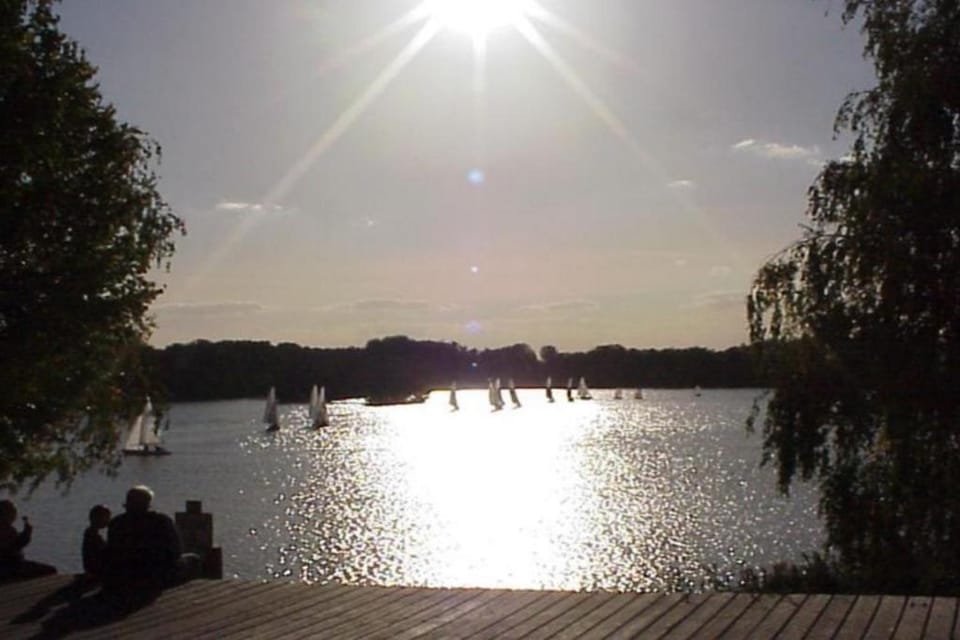 ESSEN - Haus am See mit Sandstrand & Seeblick nahe Rhein-Main und Spessart Apartment in Bavaria