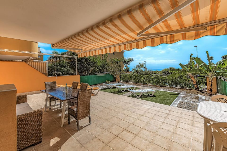 Patio, Day, Garden, View (from property/room), Balcony/Terrace, Garden view