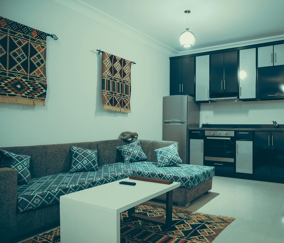 Kitchen or kitchenette, Living room