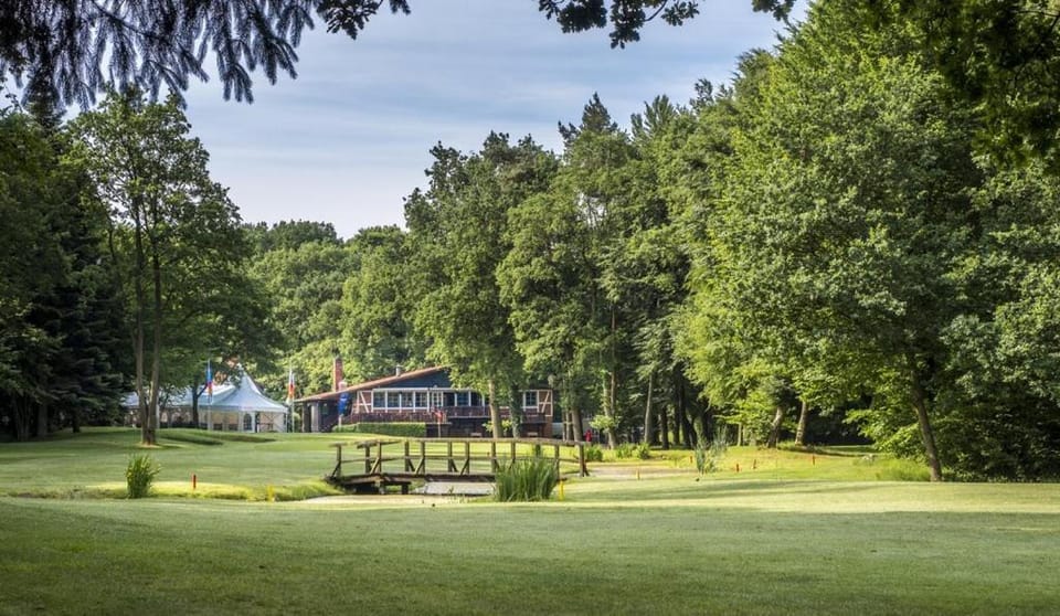 Spring, Day, Natural landscape, Children play ground, Garden, Golfcourse, Evening entertainment, Garden view