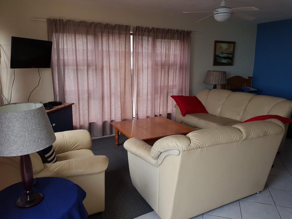 Waterkant 4A Apartment in Eastern Cape