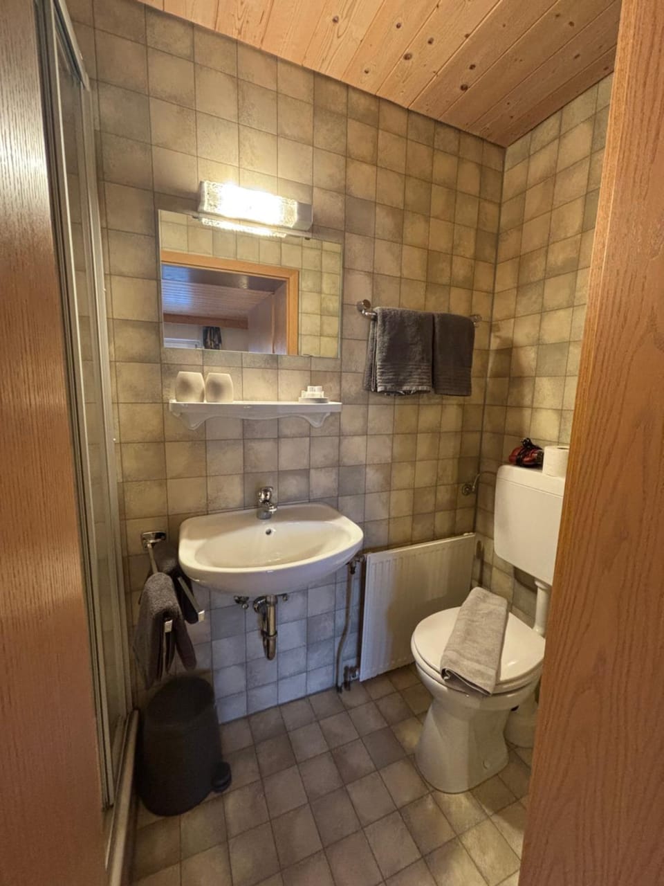 Shower, Toilet, Bathroom