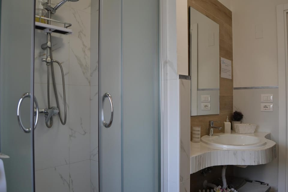 Guest Room Nesea Bed and Breakfast in Reggio Calabria