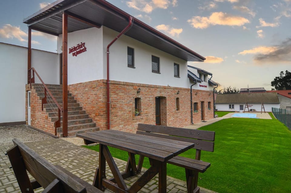 Property building, Garden, Garden view