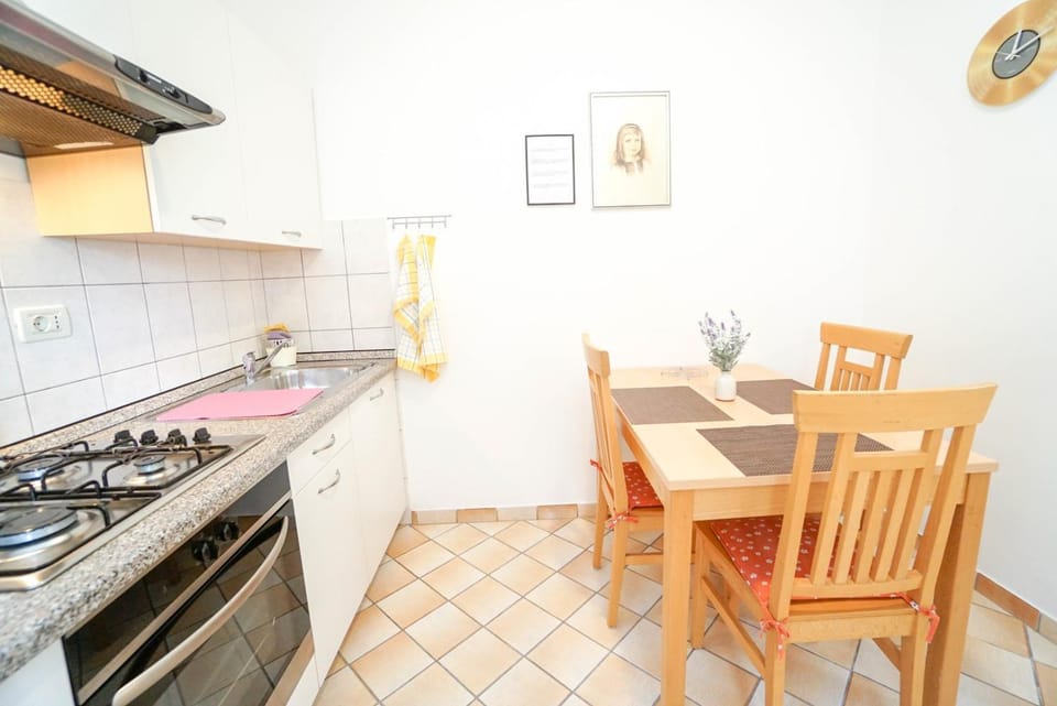Apartments Titonel Bed and Breakfast in Istria County