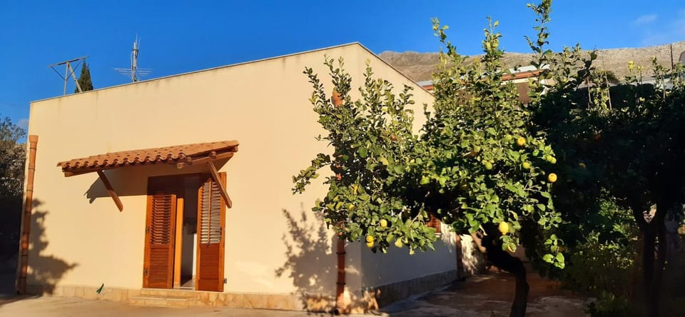 Case Vacanza Poma Apartment in Sicily