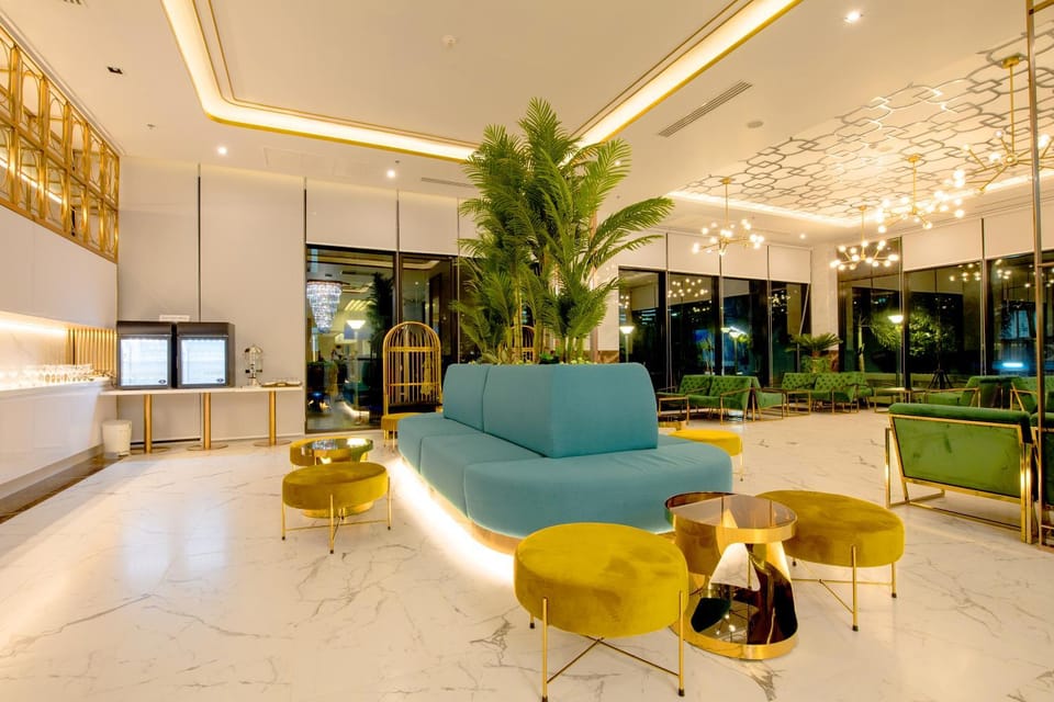 Lobby or reception, Seating area