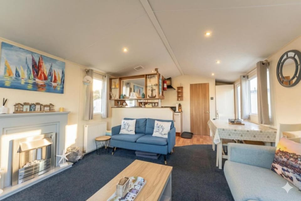 Captain's Quarters B67 Campground/ 
RV Resort in Brixham