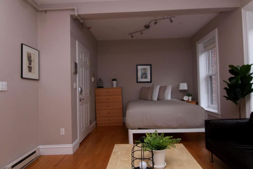 Bed, View (from property/room), Seating area