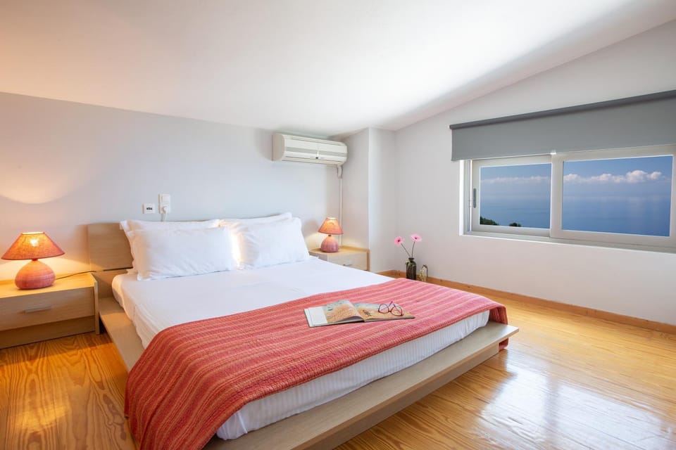 BLUE VILLA KATHISMA Villa in Peloponnese, Western Greece and the Ionian