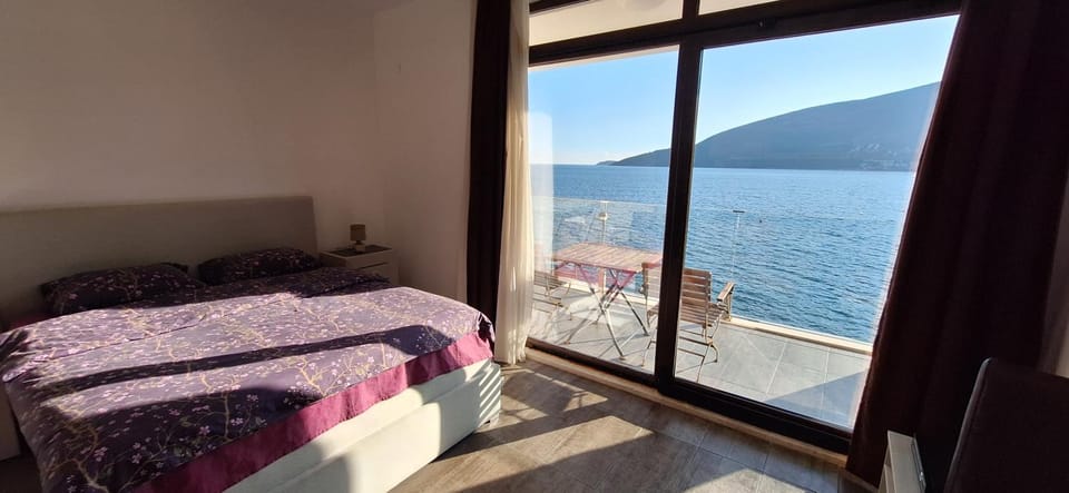 Apartments Joy Apartment in Dubrovnik-Neretva County