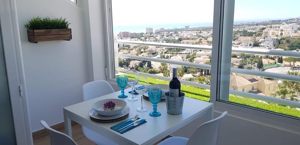 APARTMENT LA CALA DREAM & SEA VIEW Apartment in Costa del Sol