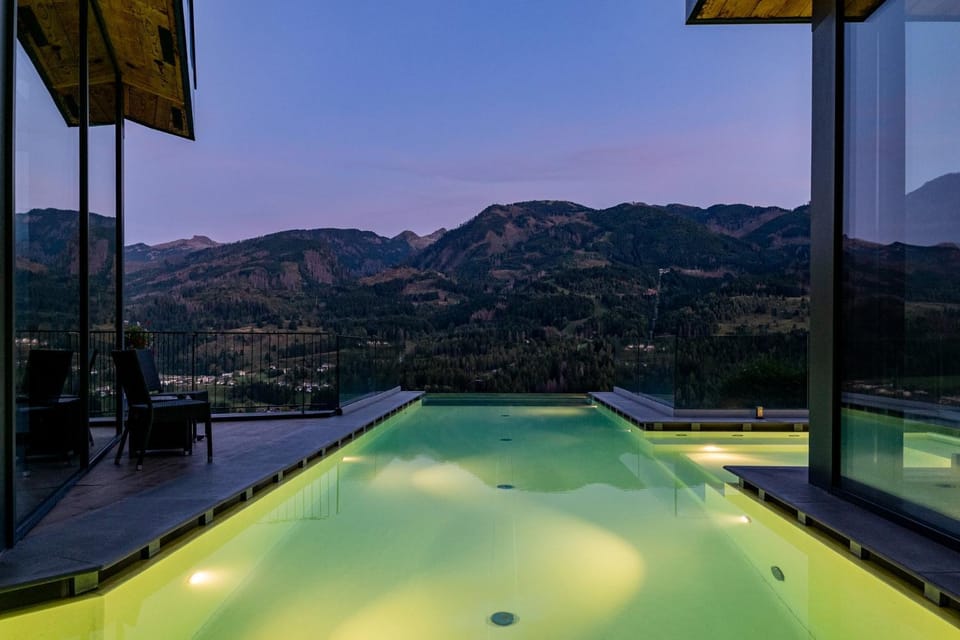 Spa and wellness centre/facilities, Mountain view, Pool view, Swimming pool