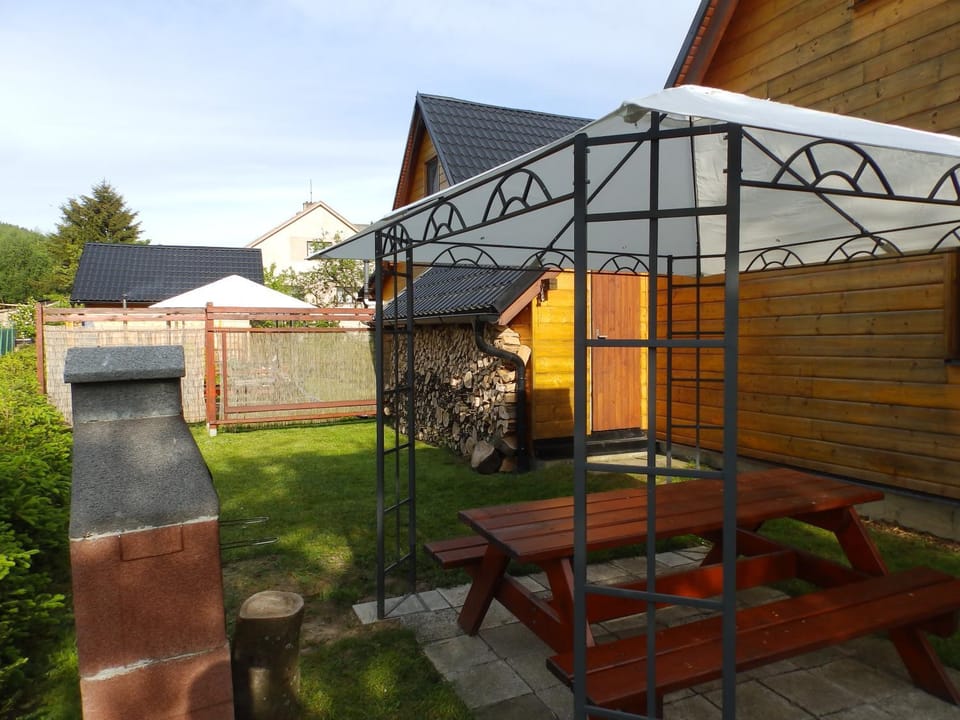 BBQ facilities, Garden