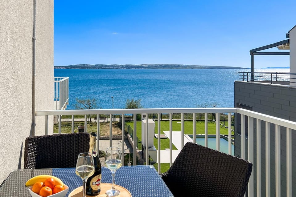 Balcony/Terrace, Balcony/Terrace