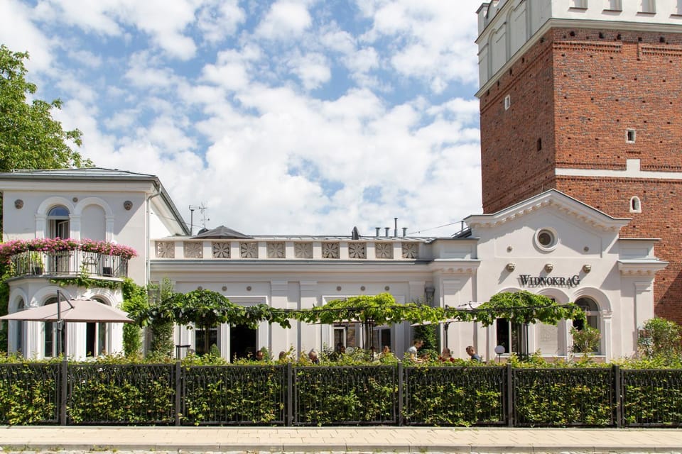 Property building, Restaurant/places to eat, Garden, View (from property/room), Garden view, Landmark view