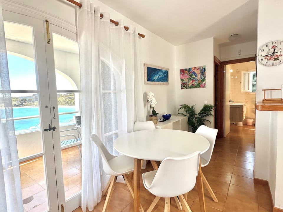 White Sands 4.20 Apartment in Arenal d'en Castell