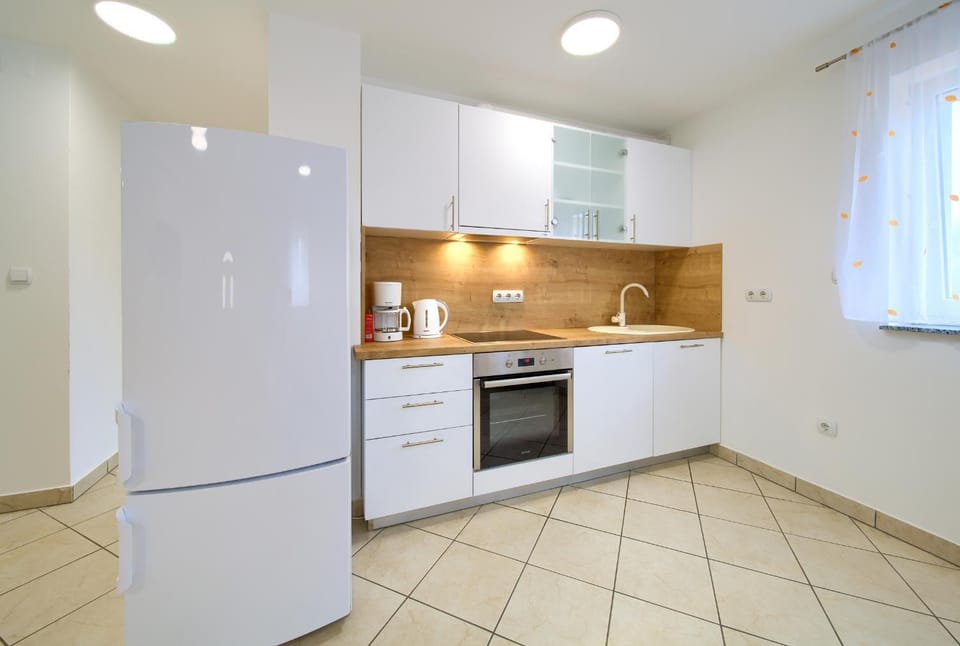 apartmani Juroš Sveti Vid Apartment in Primorje-Gorski Kotar County