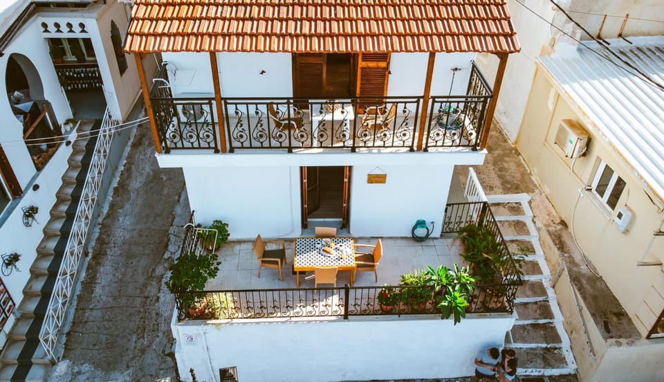 Property building, Balcony/Terrace