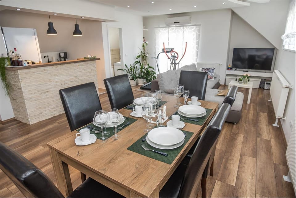 Apartman Hubertus 5* Apartment in Hungary