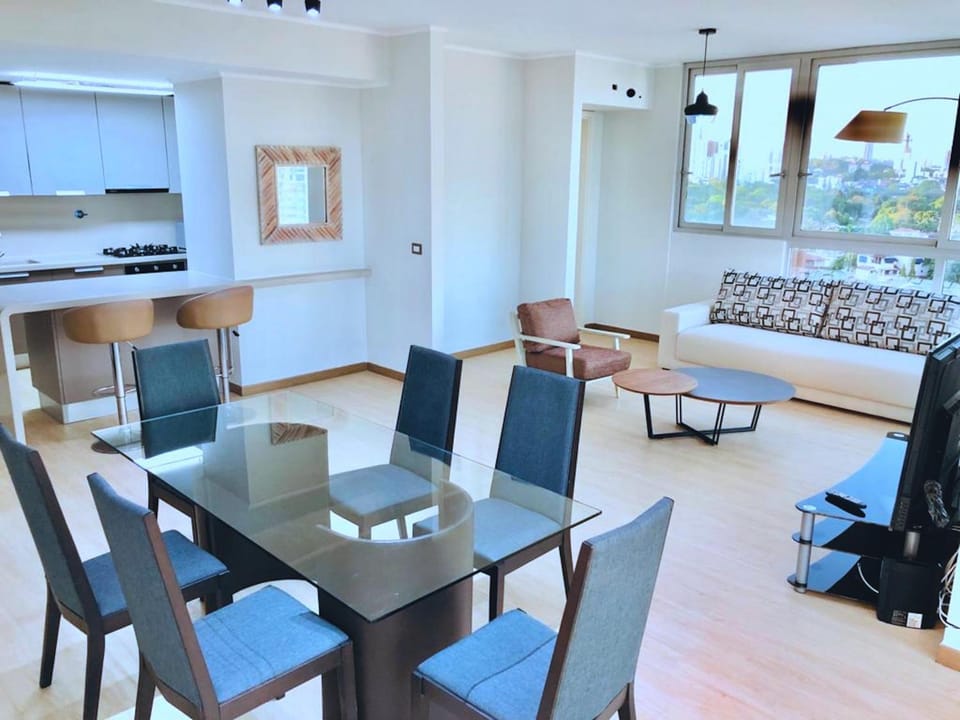 Living room, Seating area, Dining area, pet friendly