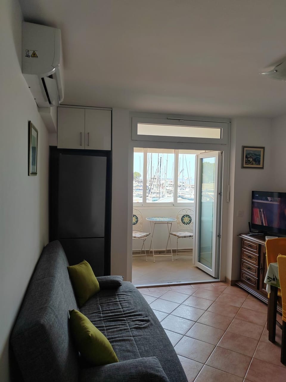 Lovely apartment near the beach with a sea view Apartment in Istria County