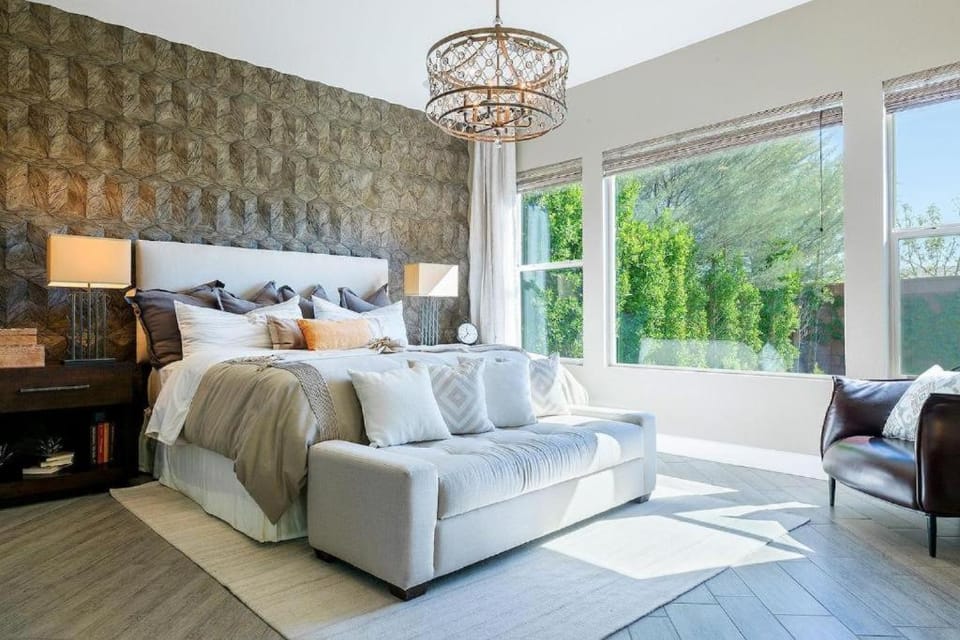 Seating area, Bedroom