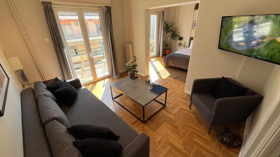 2 Newly Renovated Charming Apartments steps from Panormou Metro Station Apartment in Athens